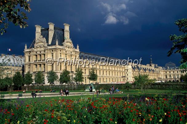 tuileries.JPG - Louvre et jardin des TuileriesParis 1er, France